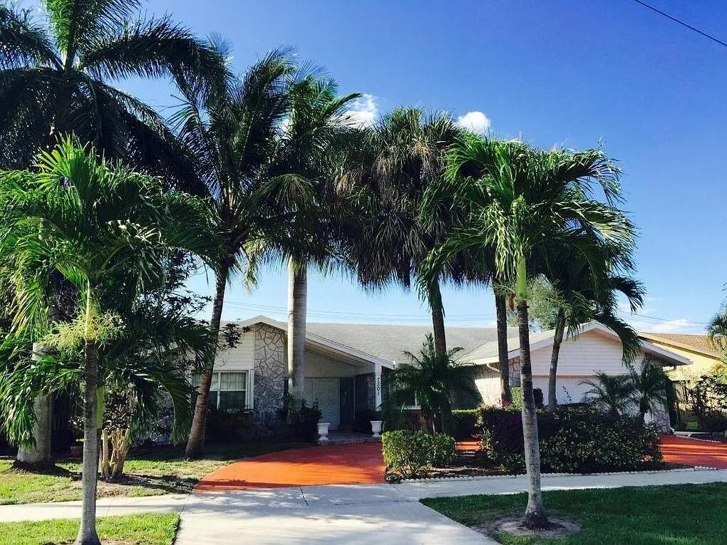 Foto principal - 7301 E Country Club Blvd