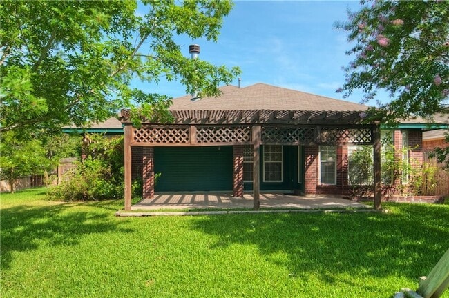 Building Photo - 1400 Front Royal Dr