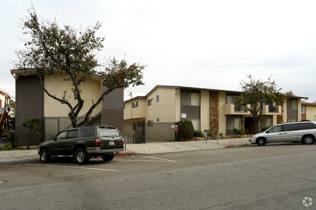 Building Photo - Waterstone Apartments