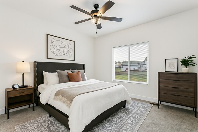 Building Photo - 5121/23 S Chase Ave