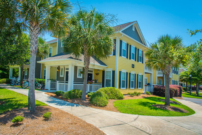 Building Photo - Magnolia Downs