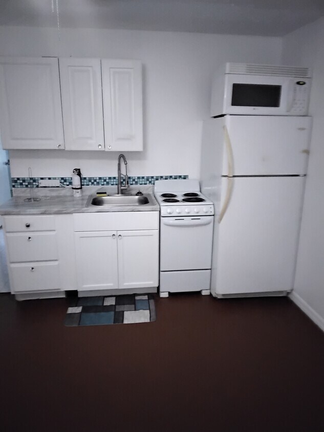 Photo - 118 SW Fairway Ave (Port Saint Lucie, FL)