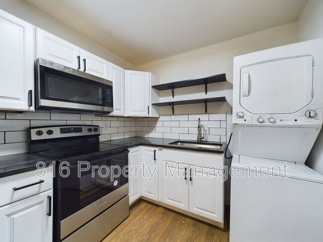 Foto del edificio - 6208 E 152nd Terr