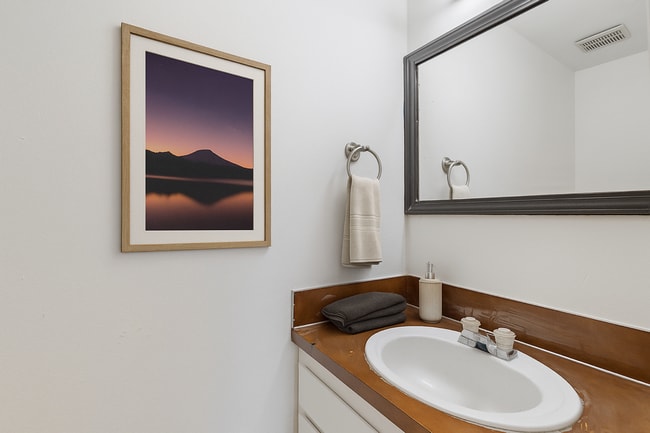 Building Photo - 5620-5624 NE Killingsworth St.