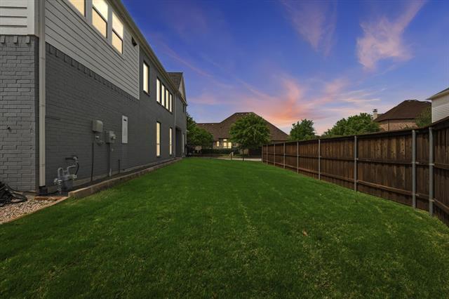 Building Photo - 500 Loma Alta Dr
