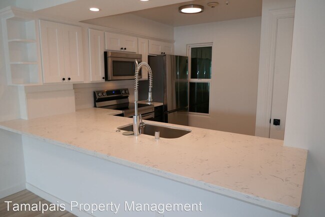 Foto del edificio - 2 br, 2 bath House - 160 Seminary Dr, #1D