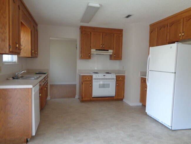 Foto del edificio - Hidden Lake Acres