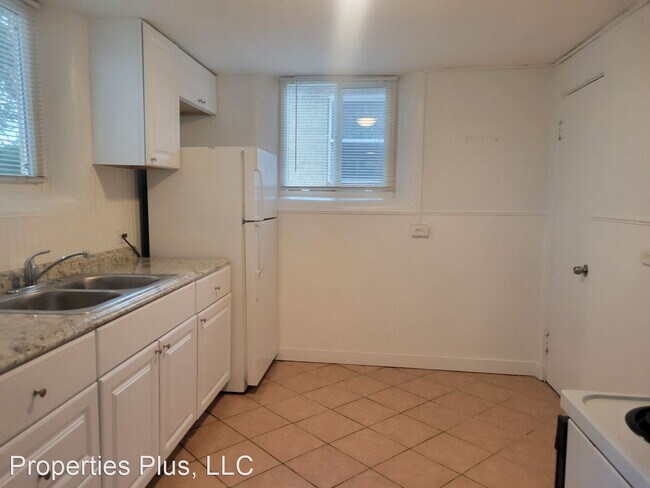 Building Photo - 2 br, 1 bath House - 2832 N Monroe St