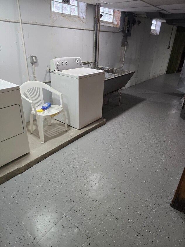 Foto del edificio - 375 E 214th St