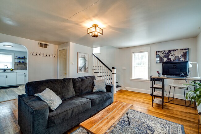 Foto del edificio - 1517 N Limestone St