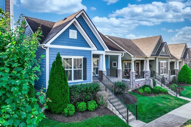 Foto del edificio - 2437 Duxbury Dr