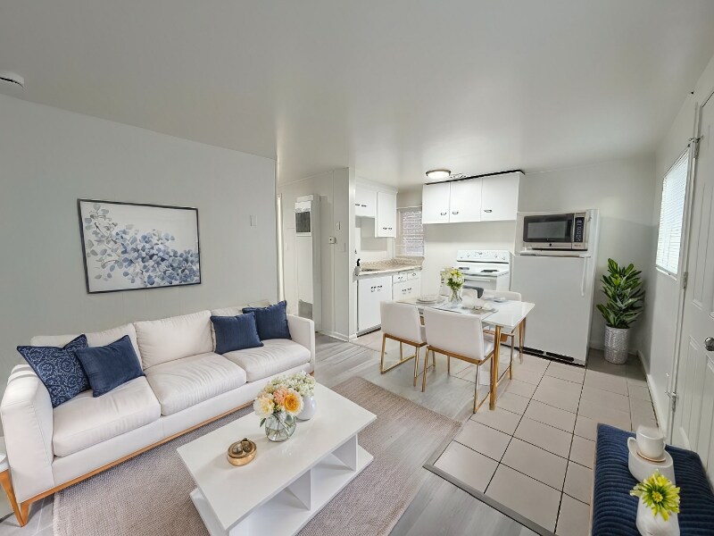 Foto principal - 1291 E Villa Vis Ave