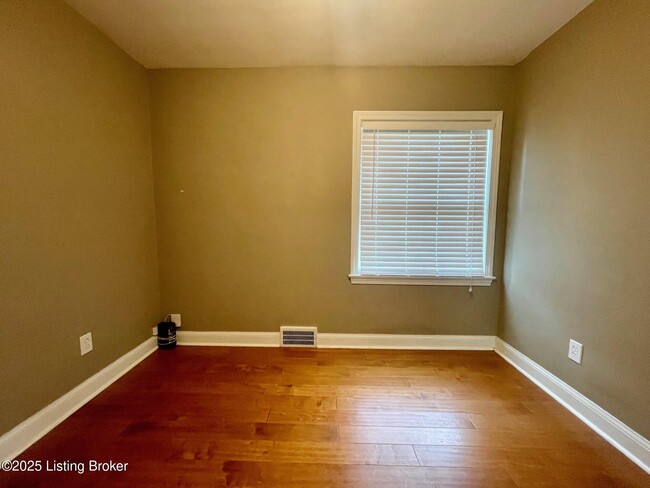 Foto del edificio - 4611 Beaver Rd