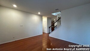 Building Photo - 1323 Hummingbird