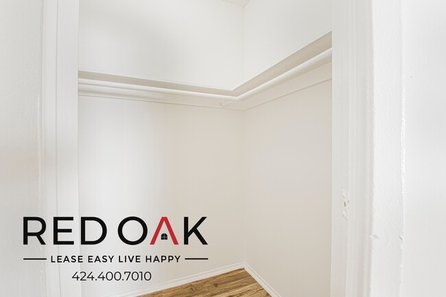 Building Photo - 946 S Carondelet St