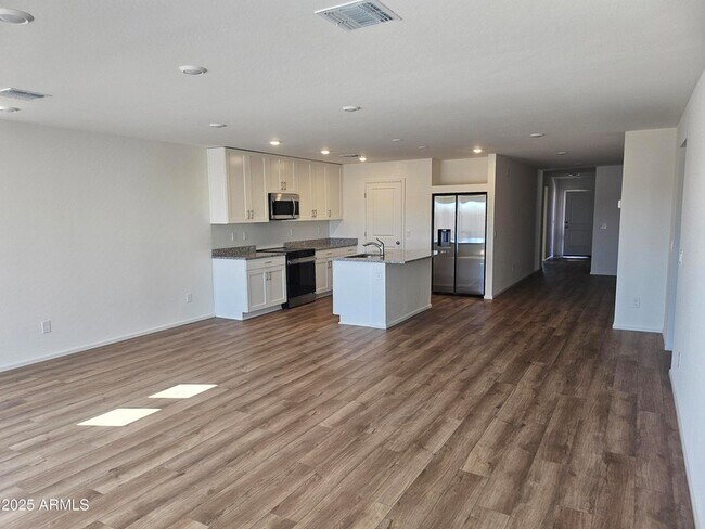 Foto del edificio - 1225 N 13th St