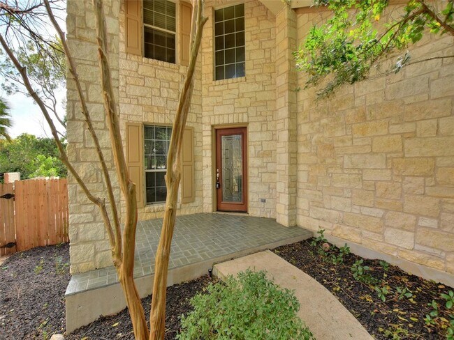 Foto del edificio - 1705 Gaylord Dr