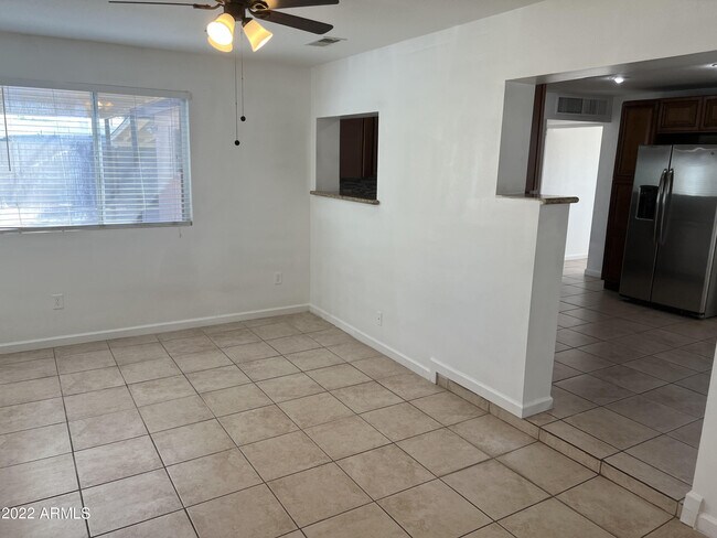Foto del edificio - 538 N 74th St