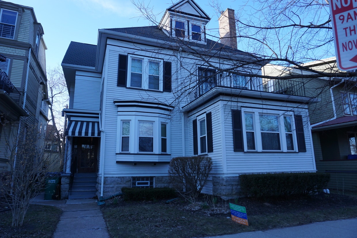 44 Bidwell Pkwy Unit Lower, Buffalo, NY 14222 Apartment for Rent in