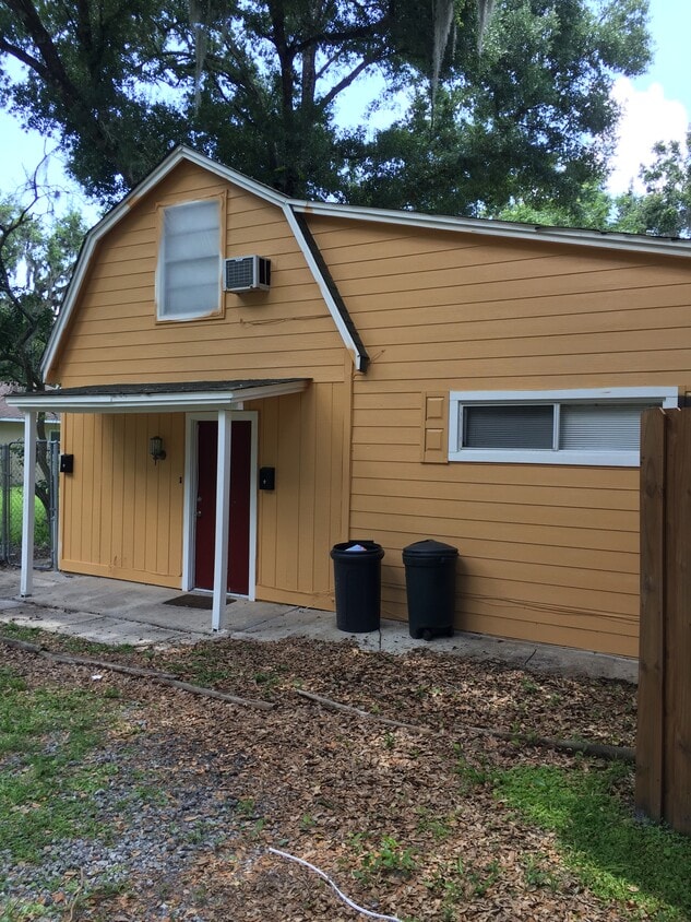 2401 Mellonville Ave, Sanford, FL 32771 House Rental in Sanford, FL
