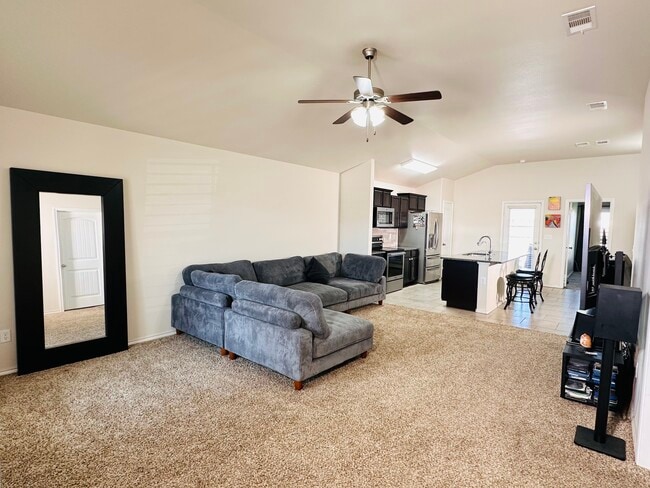 Building Photo - 1605 Revolution Dr