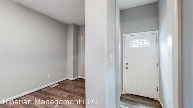 Foto del edificio - 3 br, 1 bath House - 446 East 23rd Street