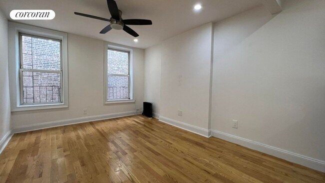 Building Photo - 105 Boerum Pl
