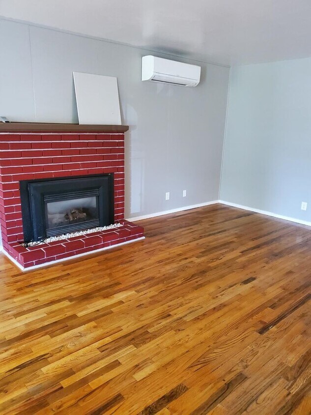 Foto principal - 1605 Valerie Way