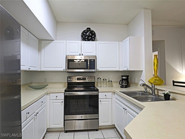 Building Photo - 15645 Ocean Walk Circle