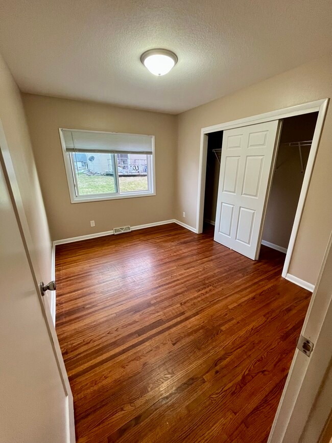 Building Photo - 3107 59th St