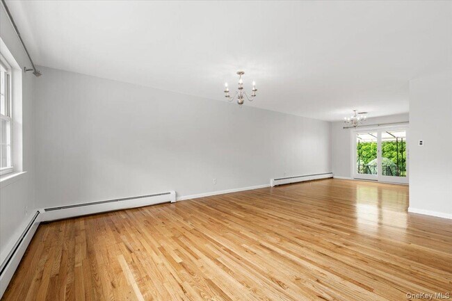 Foto del edificio - 649 White Plains Rd