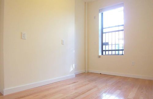 Building Photo - 1453 2nd Ave