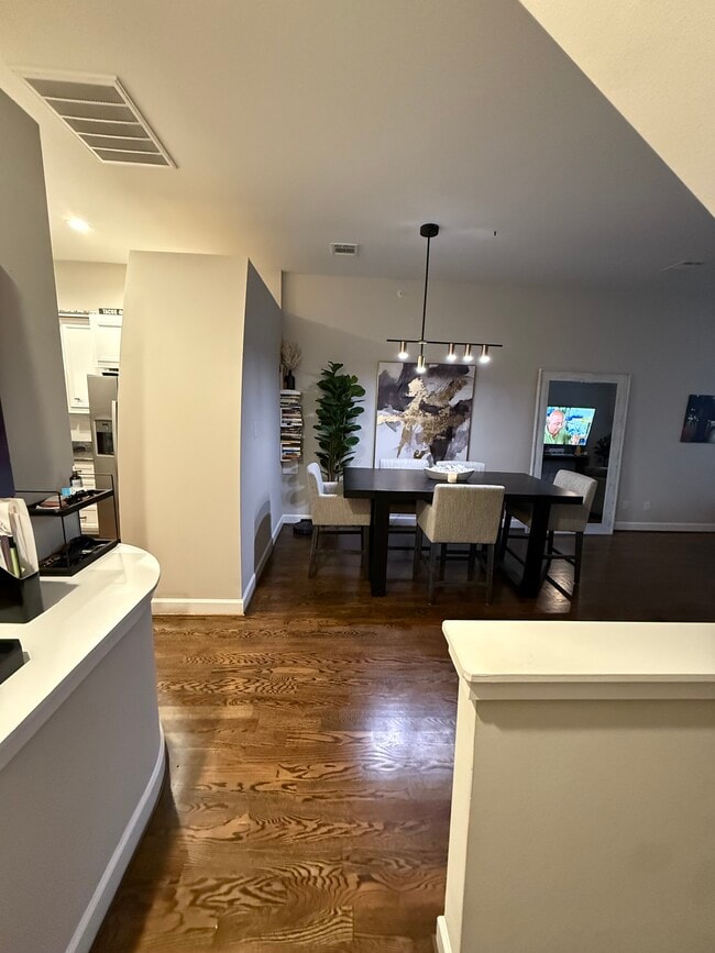 Foyer/ Dining area - 8705 Bryam