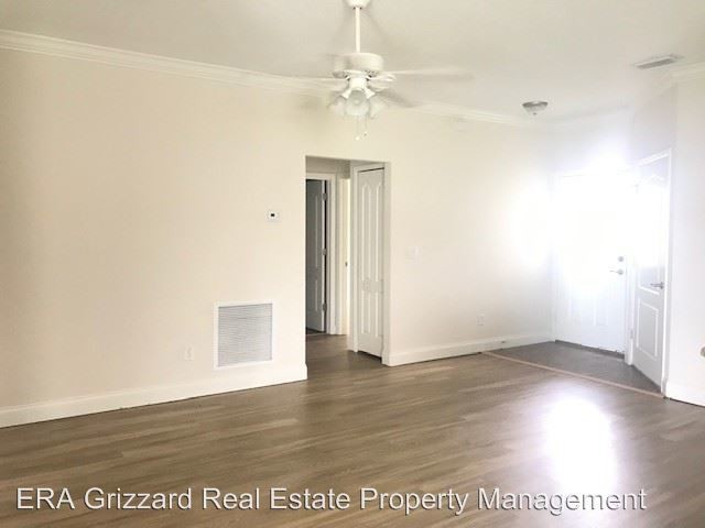 Foto del edificio - 3 br, 2 bath House - 2616 Hollow Lane