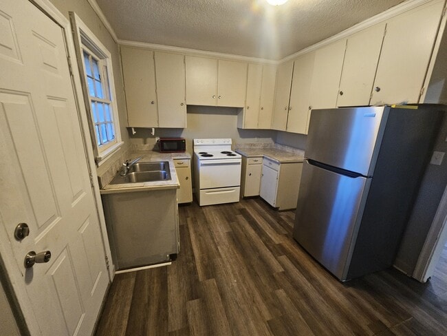 Foto del edificio - 101 Sibbie Ct