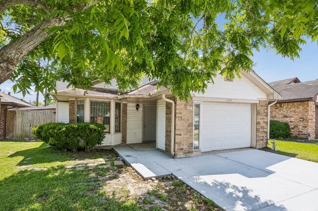Foto del edificio - 11554 Gullwood Dr