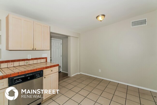 Foto del edificio - 4917 N Sunrise Ave