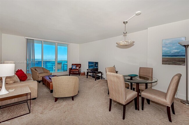 Foto del edificio - 1 br, 1.5 bath Condo - 2301 Collins Ave Ap...