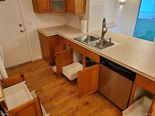 Foto del edificio - 4 br, 1 bath House - 9255 Clermont Drive