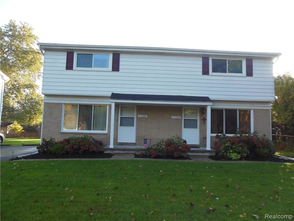 Primary Photo - 11706 Riverside Dr