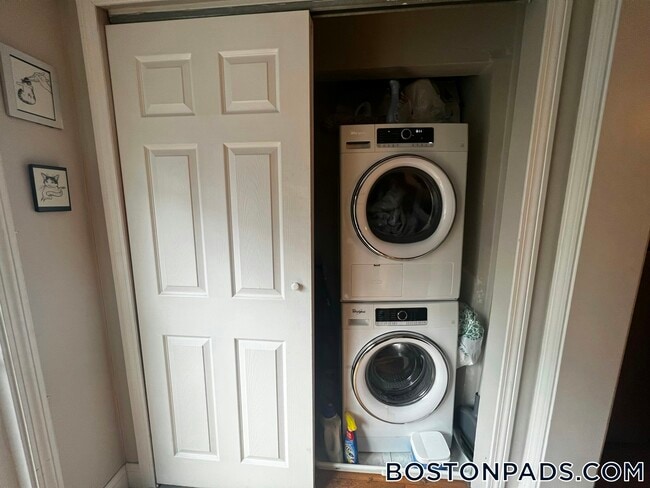 Foto del edificio - 161 Bennington St