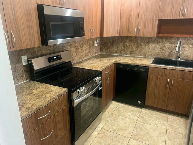 Foto del edificio - 7000 NW 186th St