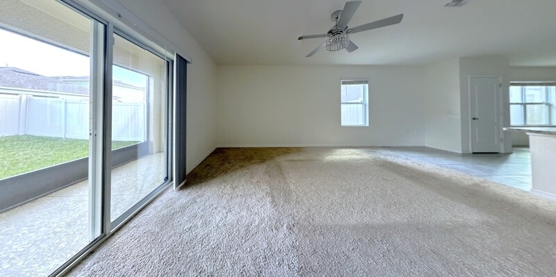 Primary Photo - 1033 Berry Ln