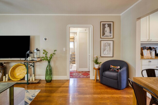 Foto del edificio - 2180 Shurtleff Ave