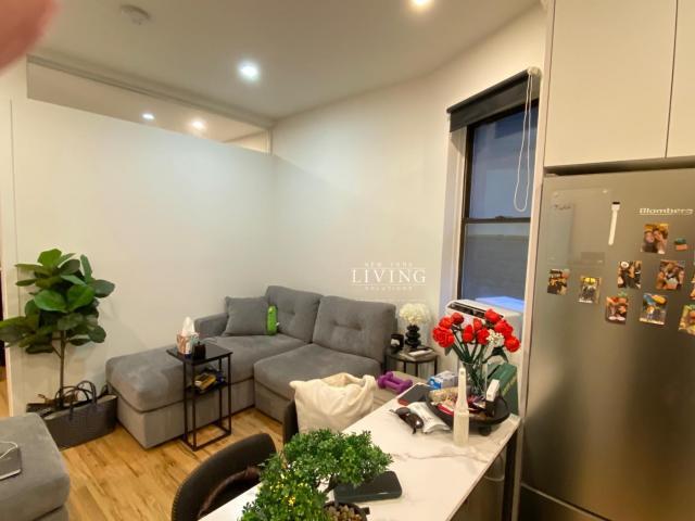 Foto principal - 1 bedroom in New York NY 10011