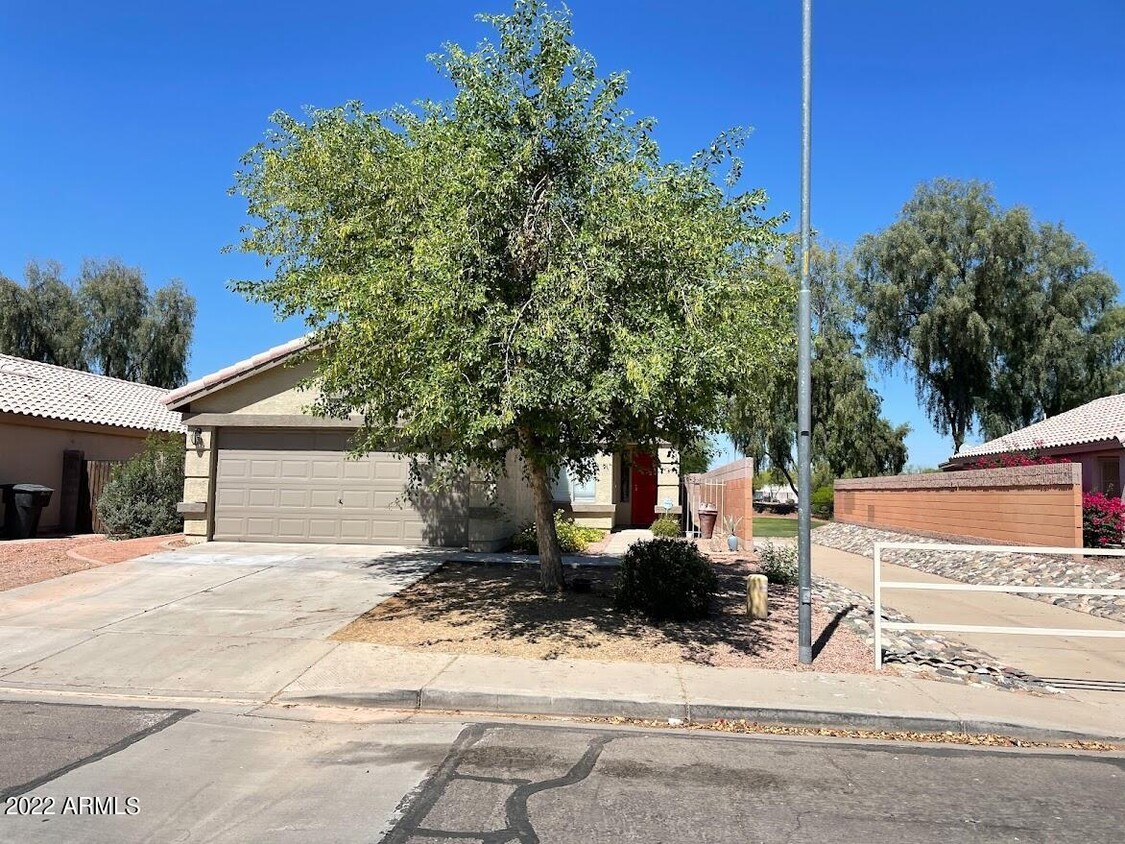 Primary Photo - 3648 N 106th Ln