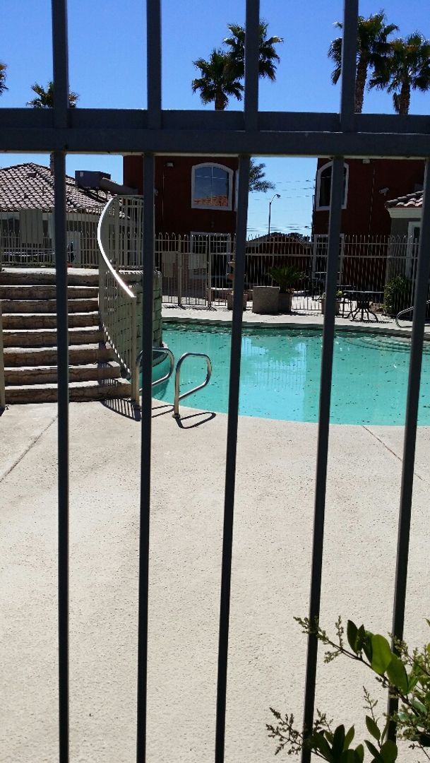 Building Photo - We Pay Referrals - A Move-In Ready Condo!