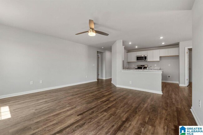 Building Photo - 1616 SIMMONS St