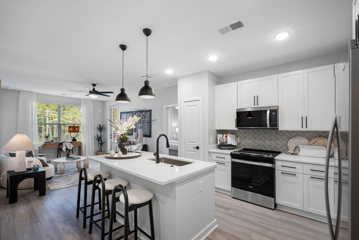 Primary Photo - Bainbridge Mallard Creek