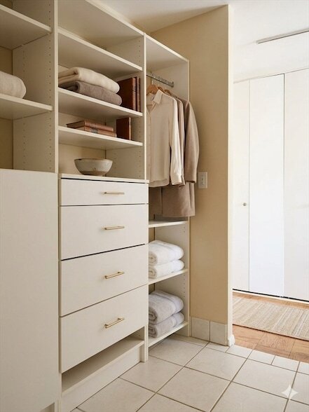 Building Photo - 9 Hawthorne Pl